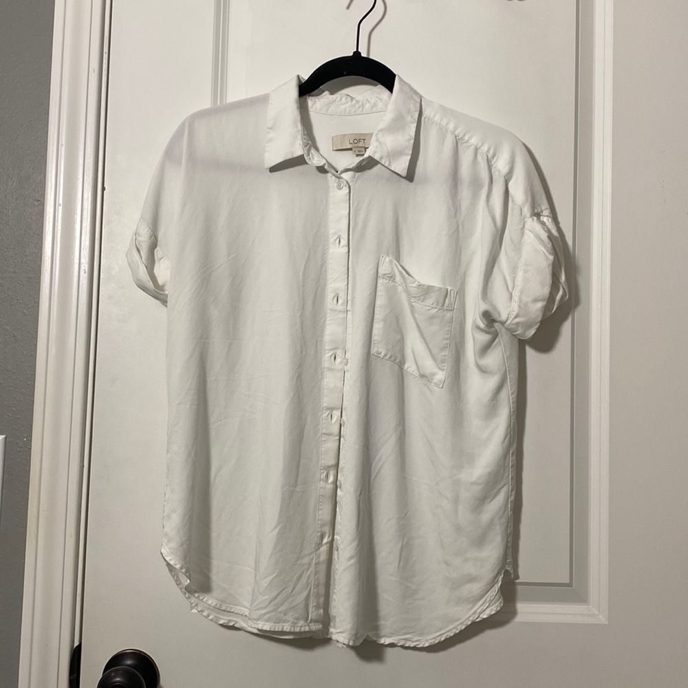 Loft Button Up Shirt Size Medium